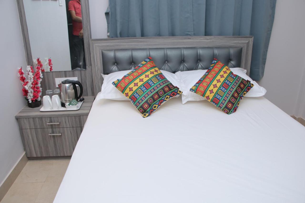 La Cresta Inn Колката Екстериор снимка