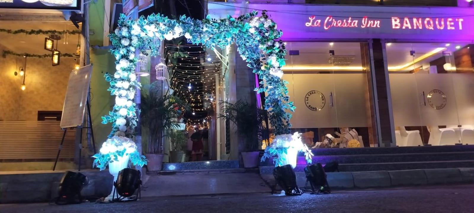 La Cresta Inn Колката Екстериор снимка